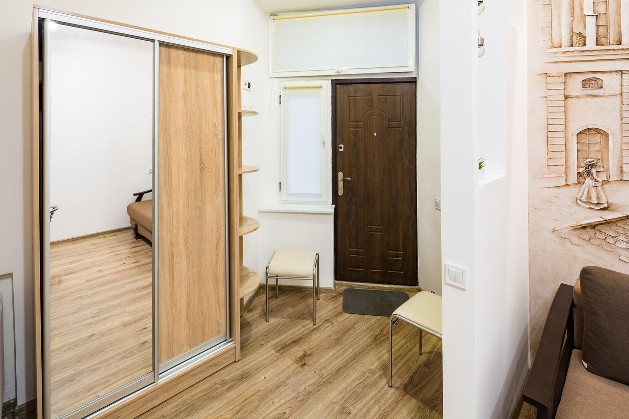 Apartment On Sholom Aleykhema 8 Lviv Dış mekan fotoğraf